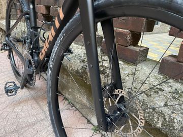 Giant Revolt Advanced 3 2022 2022 Road & Gravel d'occasion — image 15 sur 18