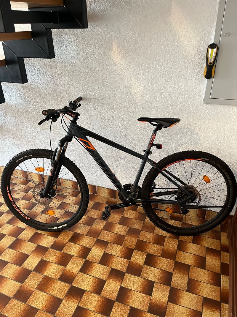 Scott Aspect 760 black/red 2019 2019 MTB usato