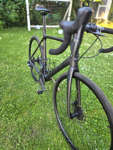 Używany Scott Addict SE disc 2021 2021 Road & Gravel — zdjęcie 2 z 6