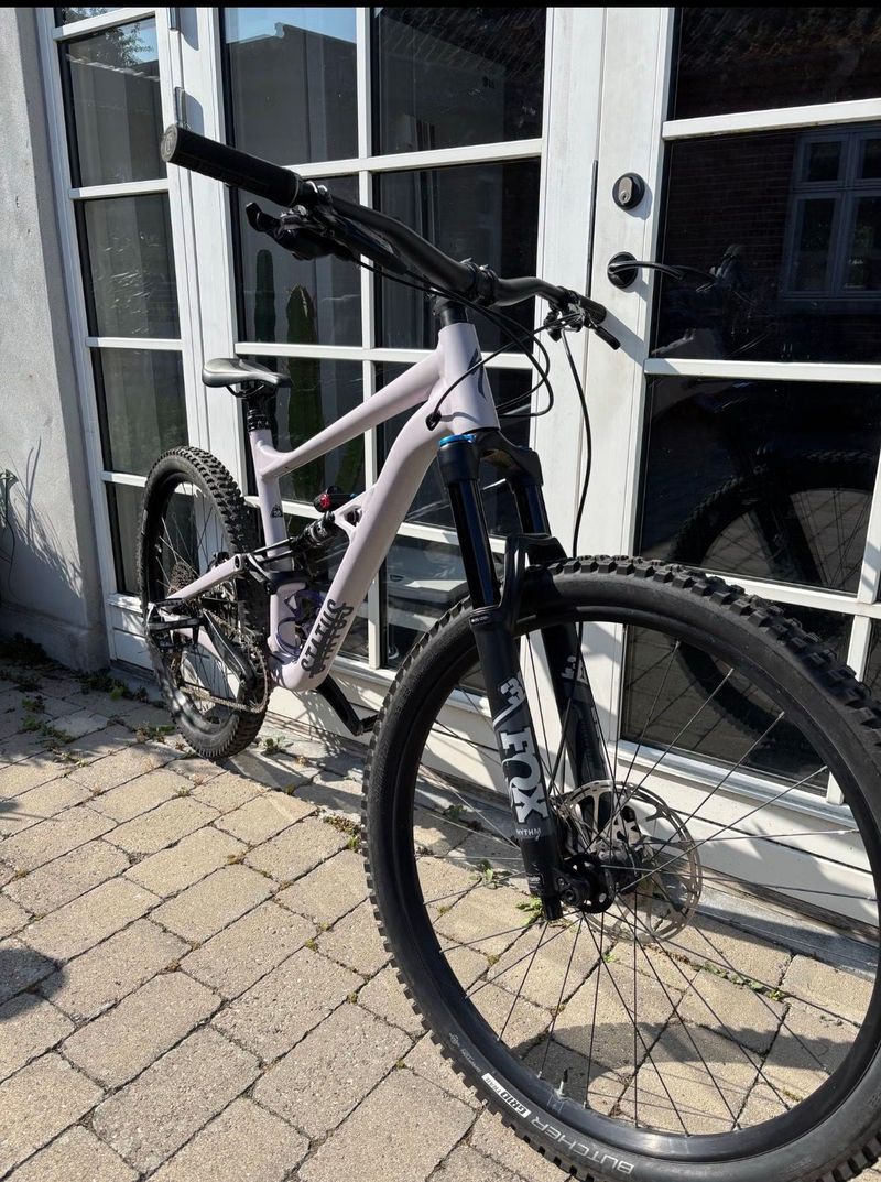 Used Specialized Status 140 2022 2022 MTB