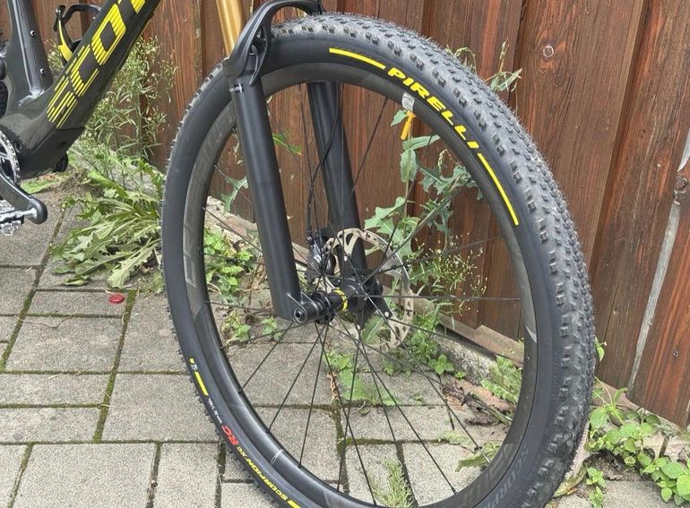 Käytetty Scott spark Custom Sram Eagle Transmission XX 2025 Mountainbike — kuva 3 / 6