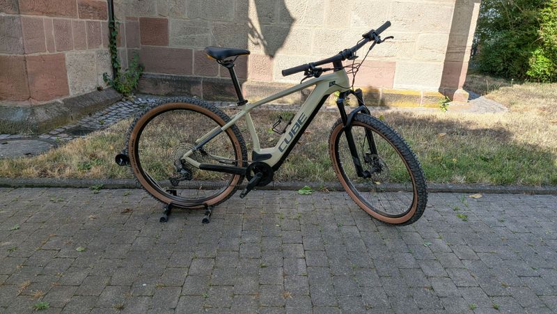 Used CUBE REACTION HYBRID PRO 500 2022 MTB