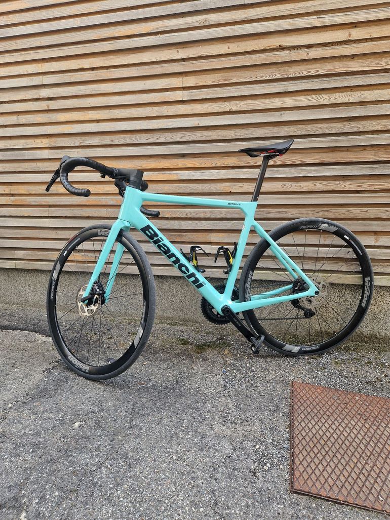 Używany Bianchi Sprint 105 2024 2024 Road & Gravel — zdjęcie 5 z 5
