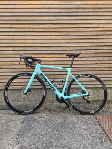 Używany Bianchi Sprint 105 2024 2024 Road & Gravel — zdjęcie 2 z 5