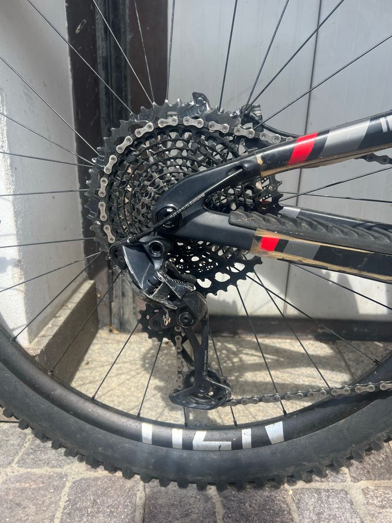 Gebrauchtes Intense TRACER 29 PRO 2024 2024 Mountainbike, Schwarz, 29 — Bild 3 von 3