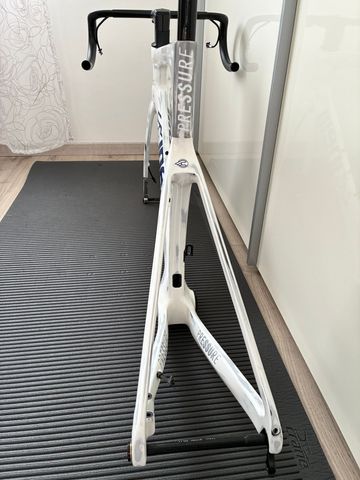 Used Cinelli Pressure Frameset 2024 Road & Gravel, White — image 8 of 16