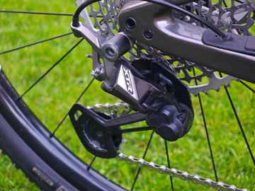 Orbea OIZ M-PRO 2023 2023 Mountainbike usato, Nero — immagine 3 di 13