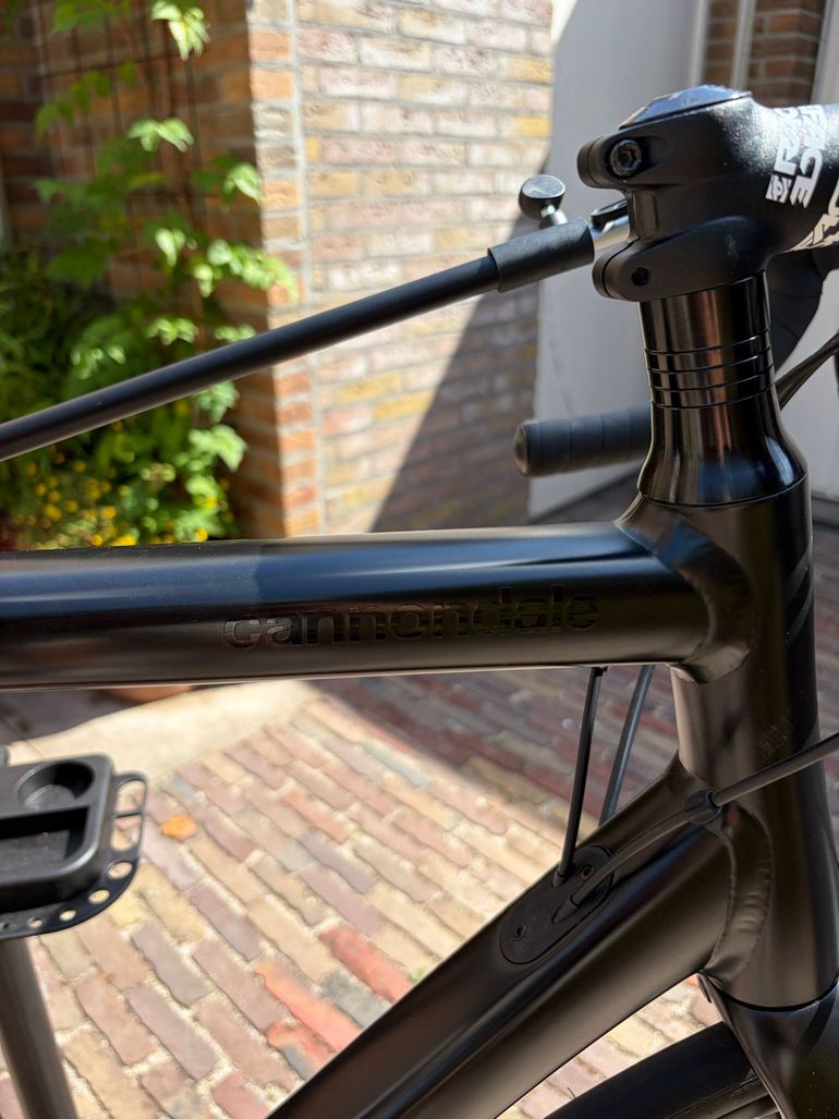 Used Cannondale Caad Shimano 105 2023 Road & Gravel, Black — image 20 of 22