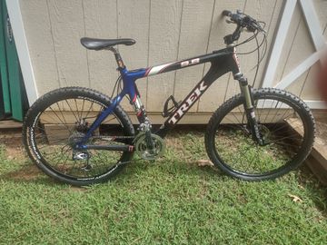 Used Trek Elite 9.8 2003 Mountainbike, Blue — image 1 of 4
