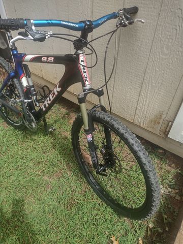 Used Trek Elite 9.8 2003 Mountainbike, Blue — image 2 of 4