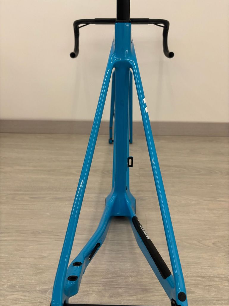 Použité Canyon Ultimate CFR AXS 2024 Frameset 2024 Road & Gravel — obrázek 5 z 8