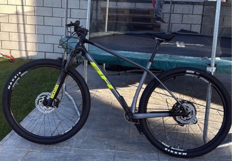 Used BH ULTIMATE RC 6.5 2022 2022 Mountainbike, Light Gray, 29 — image 3 of 3