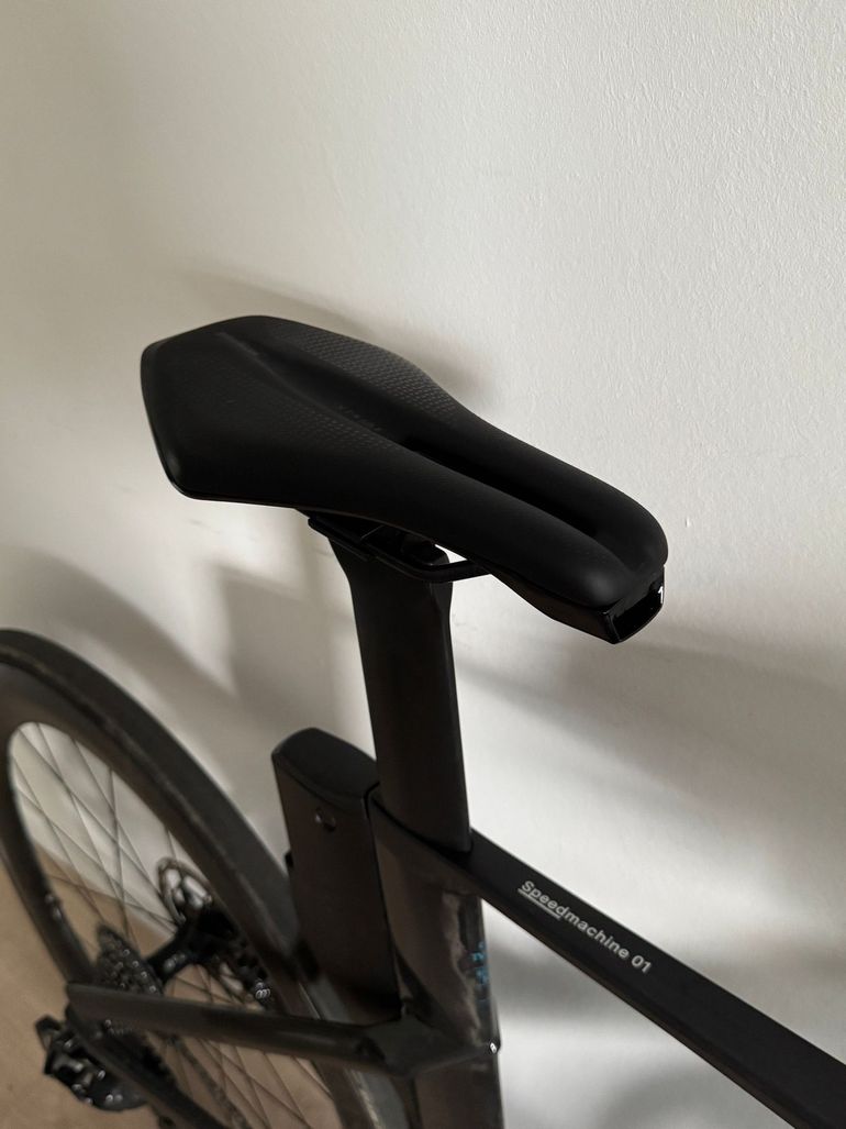 Used BMC Speedmachine 01 TWO 2026 2026 Road & Gravel, Black — image 4 of 5