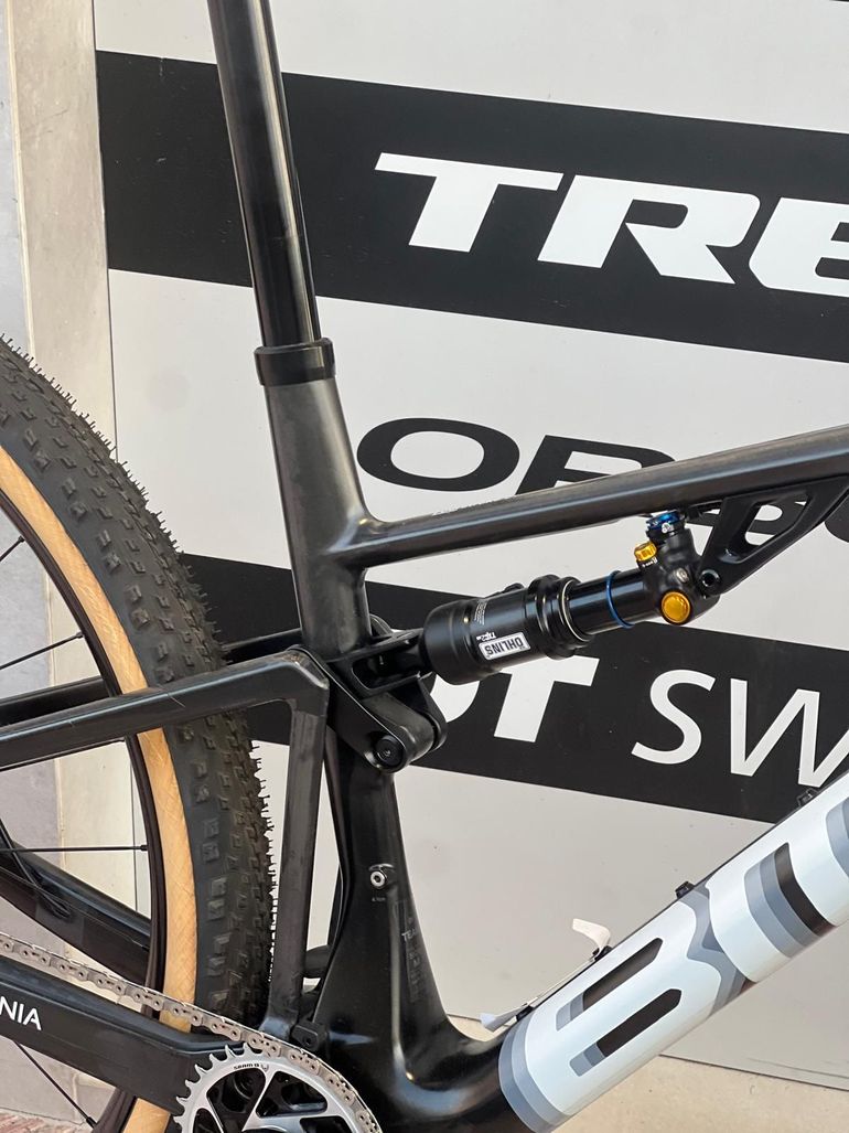 Używany BMC Fourstroke 01 TEAM 2024 2024 Mountainbike — zdjęcie 17 z 17