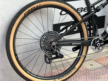 Używany BMC Fourstroke 01 TEAM 2024 2024 Mountainbike — zdjęcie 7 z 17