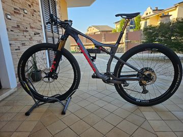 Brugt Orbea OIZ M-PRO 2023 2023 Mountainbike — billede 2 af 9