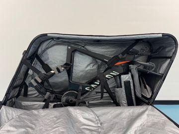 Canyon Speedmax CFR AXS 2024 2024 Road & Gravel de segunda mano, Negro — imagen 4 de 5