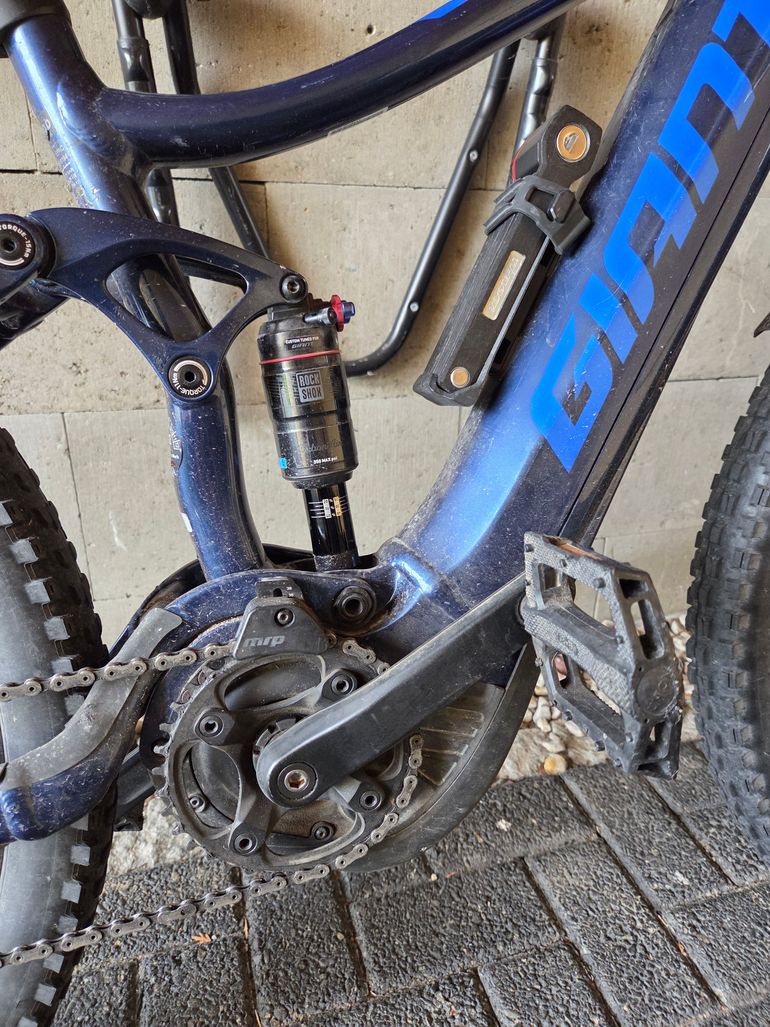 Used Giant Stance Shimano Deore 2023 Mountainbike, Blue — image 4 of 6