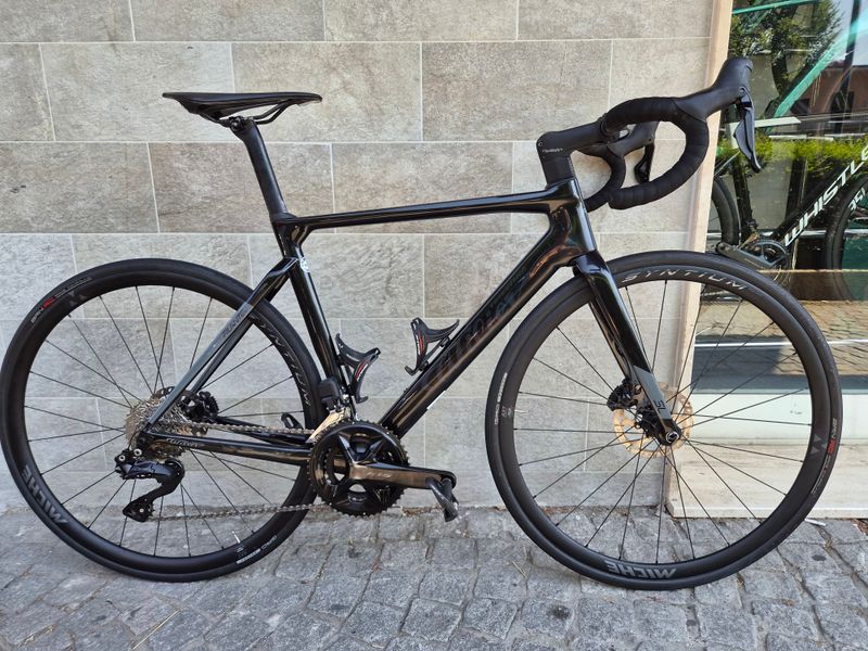 Käytetty Wilier Filante SL SHIMANO 105 Di2 2024 2024 Road & Gravel