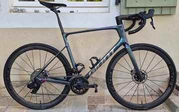 Used Giant Defy Advanced SL 0 2024 2024 Road & Gravel, Blue — image 1 of 6
