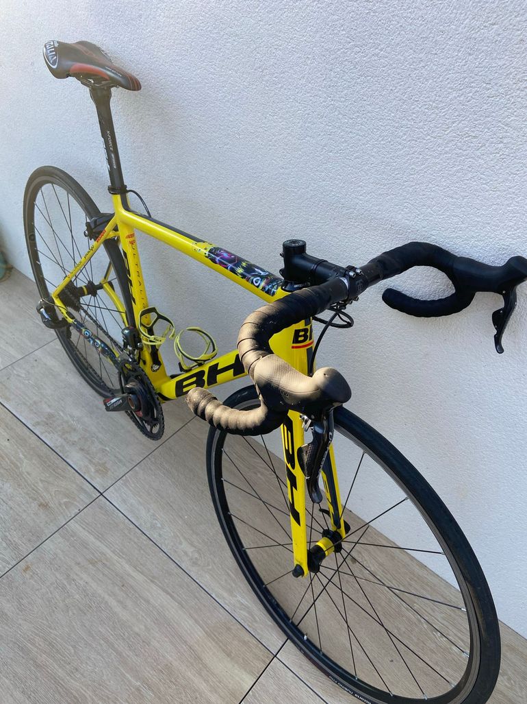 Used BH Custom Shimano Ultegra Di2 2020 Road & Gravel, Black — image 2 of 3