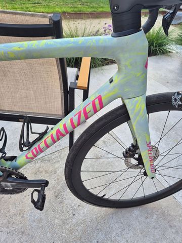 Used Specialized Tarmac Shimano Ultegra Di2 2025 Road & Gravel, Green — image 3 of 9