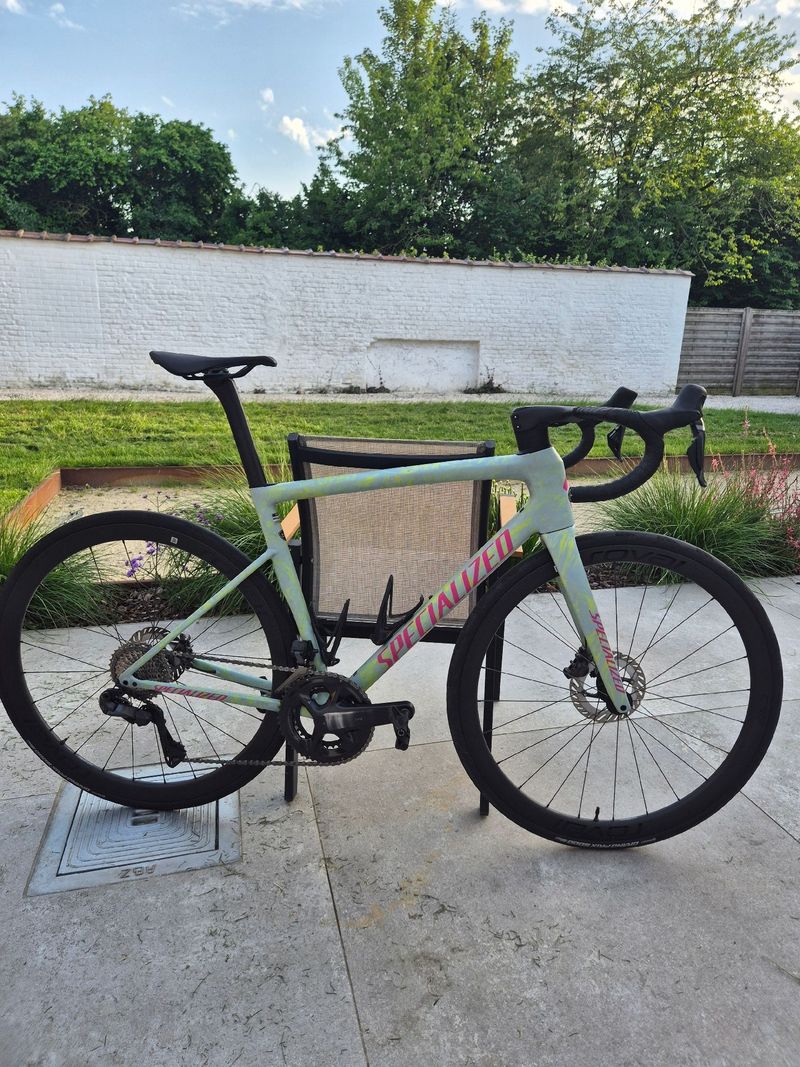 Specialized Tarmac Shimano Ultegra Di2 2025 Road & Gravel d'occasion