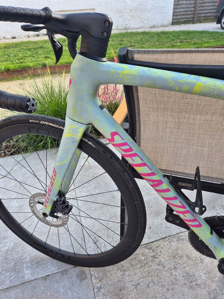 Used Specialized Tarmac Shimano Ultegra Di2 2025 Road & Gravel, Green — image 9 of 9