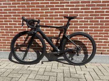 Used Canyon Aeroad Shimano Ultegra 2020 Road & Gravel, Black — image 2 of 9
