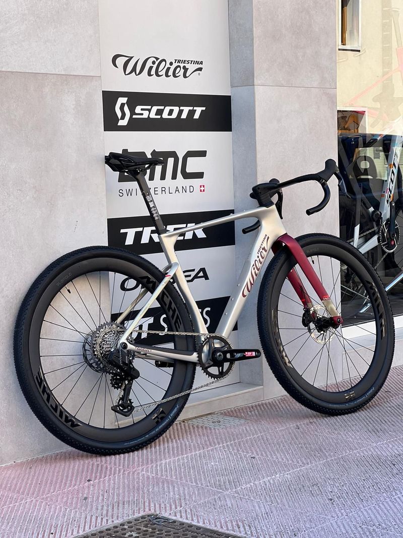 Used Wilier Rave SLR ID2 SRAM RIVAL XPLR AXS E1 1x13S 2025 2025 Road & Gravel