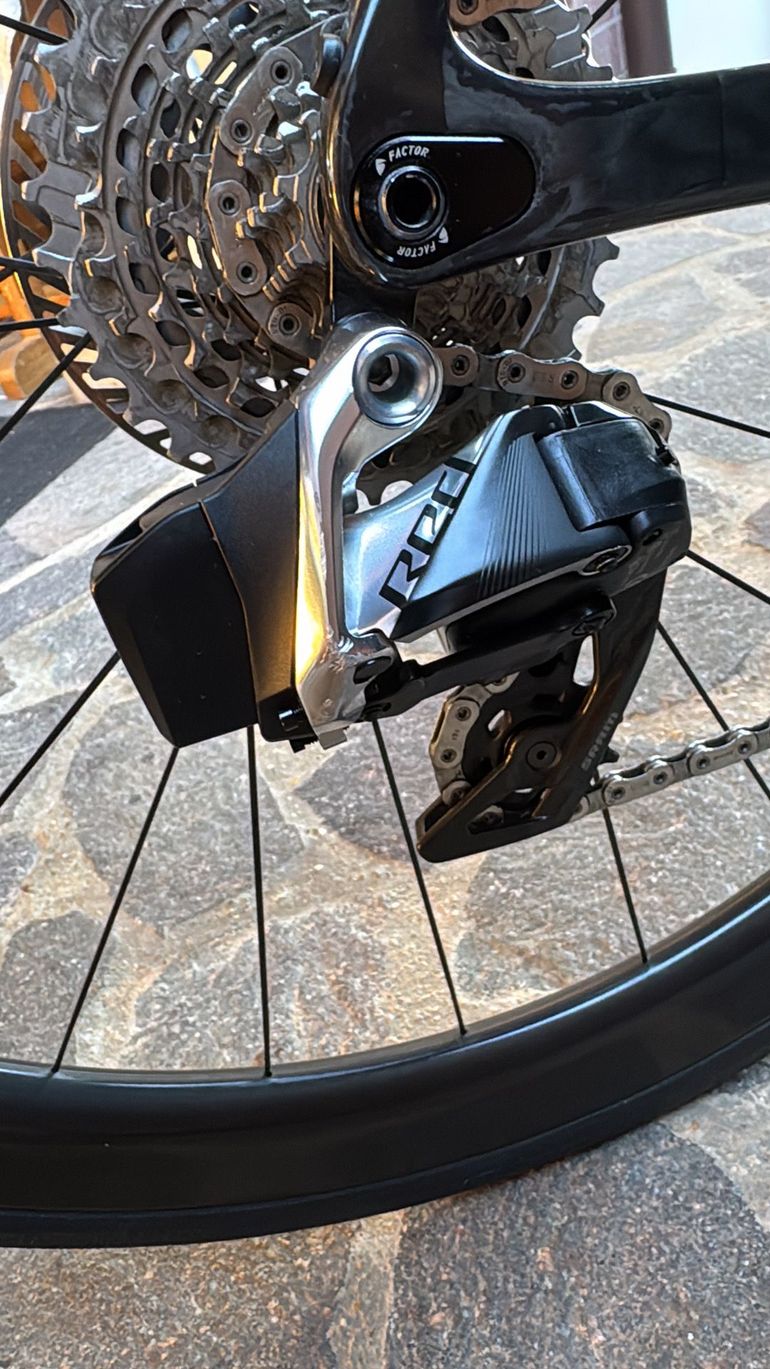 Used Factor Ostro SRAM Red eTap AXS 2022 Road & Gravel, Black — image 4 of 14