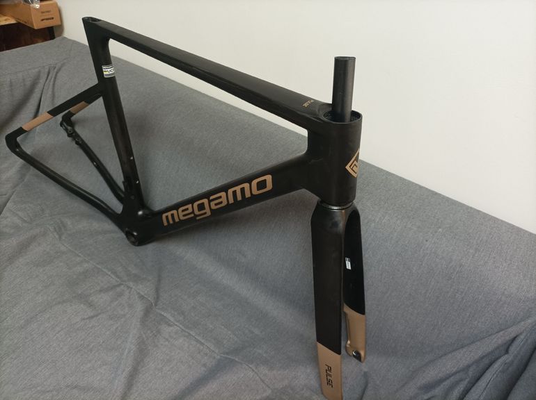 Used Megamo PULSE 05 2026 Frameset 2026 Road & Gravel, Black — image 2 of 4