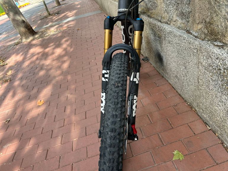 Używany Orbea OIZ M10 2024 2024 Mountainbike — zdjęcie 4 z 10