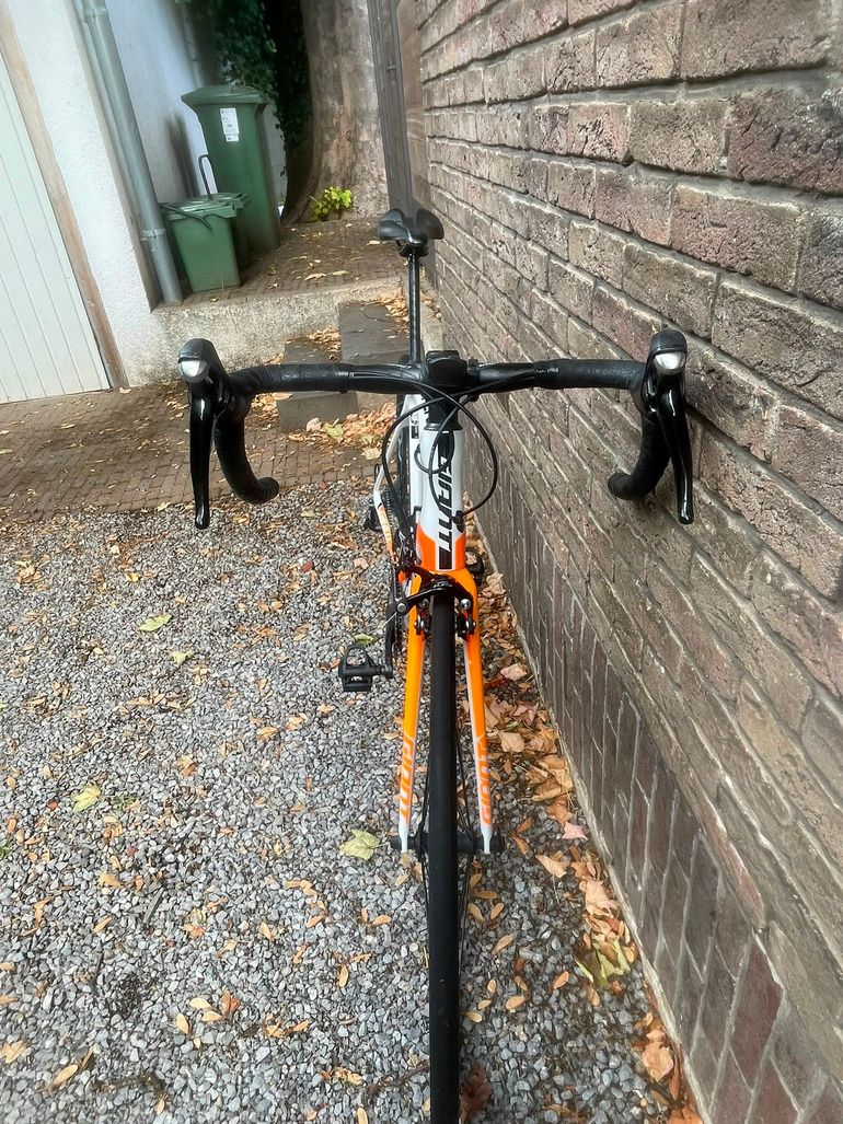 Použité Giant Advanced 2018 Road & Gravel — obrázek 8 z 10