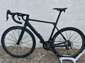 Canyon Ultimate CFR AXS 2024 2024 Road & Gravel d'occasion — image 2 sur 11