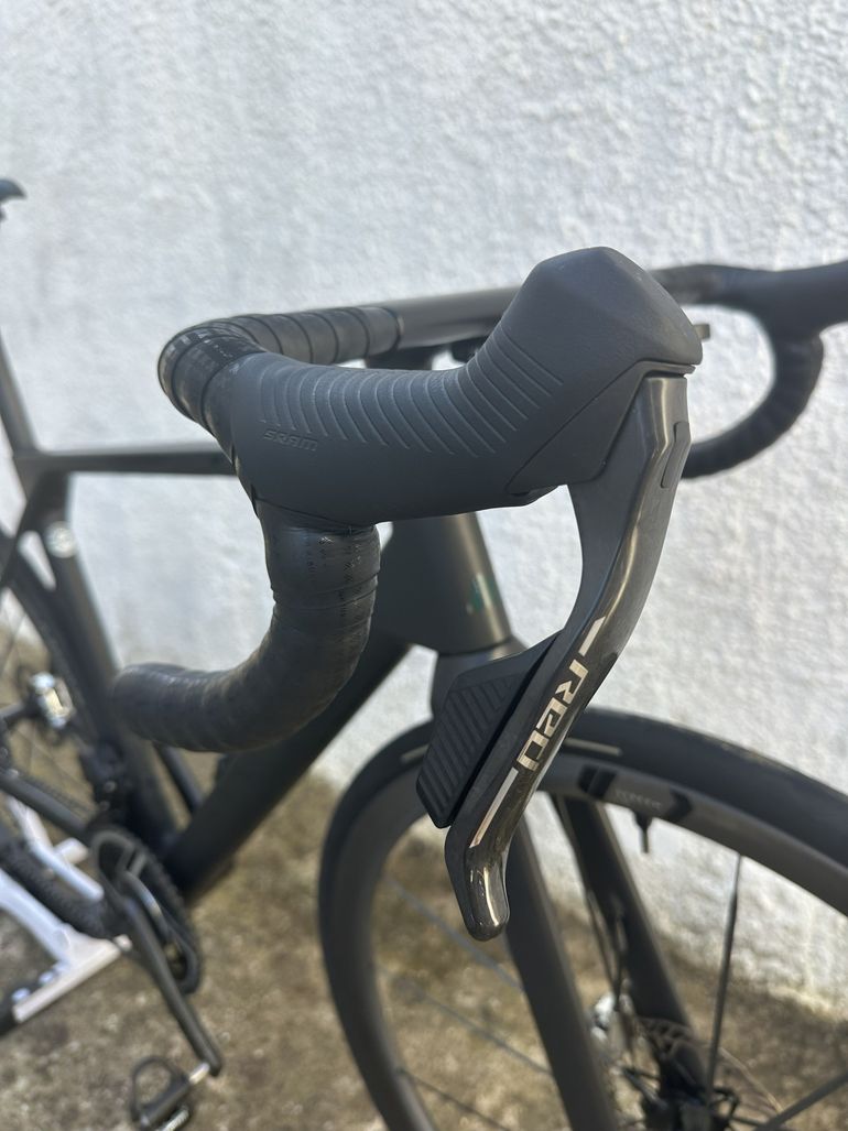 Canyon Ultimate CFR AXS 2024 2024 Road & Gravel d'occasion — image 8 sur 11
