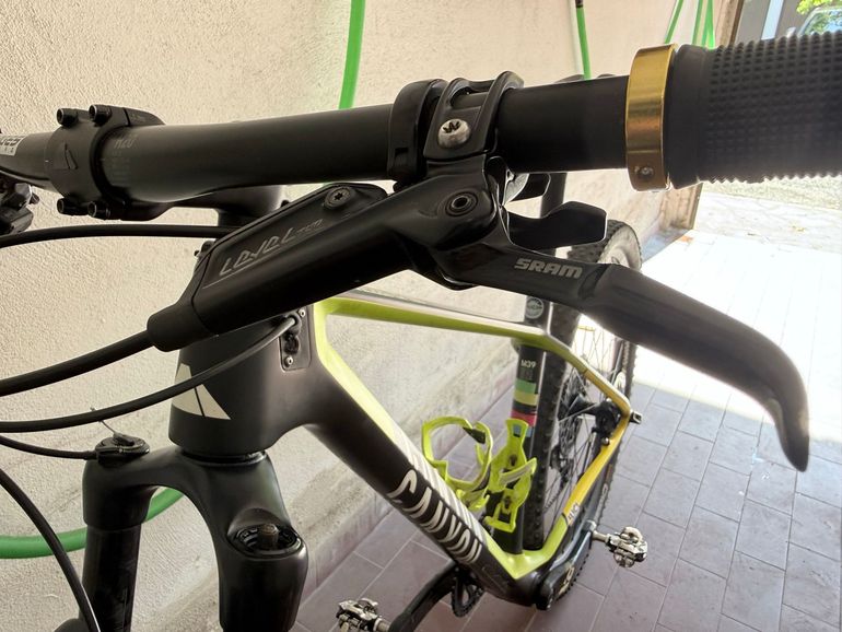 Używany Canyon Exceed CF SL 8.0 Pro Race 2018 2018 Mountainbike — zdjęcie 18 z 36