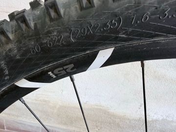 Używany Canyon Exceed CF SL 8.0 Pro Race 2018 2018 Mountainbike — zdjęcie 21 z 36