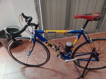 Used Trek 1500 2005 2005 Road & Gravel, Blue — image 3 of 15
