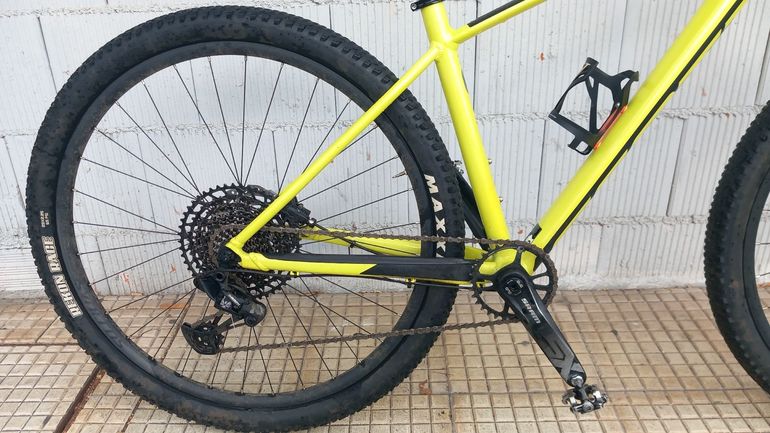 Używany scott scale 970 Bicicleta de montaña Scott scale 970 SRAM Nx 2022 Mountainbike — zdjęcie 2 z 8