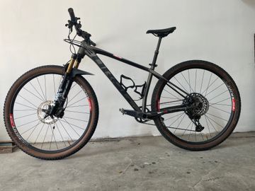 Używany Drag Trigger 9.9 2023 Mountainbike — zdjęcie 1 z 10