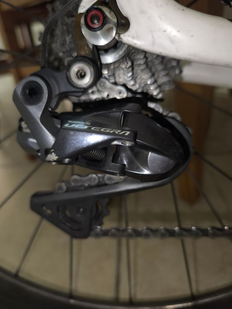 Used De Rosa Idol Shimano Ultegra Di2 2015 Road & Gravel, White — image 11 of 12