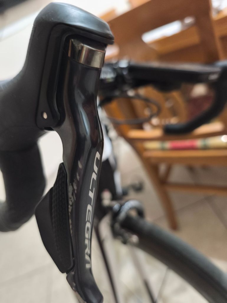Used De Rosa Idol Shimano Ultegra Di2 2015 Road & Gravel, White — image 10 of 12