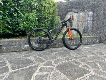 Lee Cougan Rampage 428 RE 2023 2023 Mountainbike usato, Nero — immagine 2 di 5