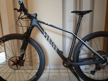 Canyon Exceed CF SLX 8 2022 2022 Mountainbike d'occasion — image 2 sur 5