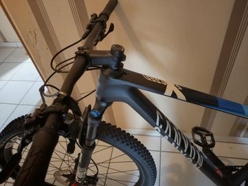 Canyon Exceed CF SLX 8 2022 2022 Mountainbike d'occasion — image 3 sur 5