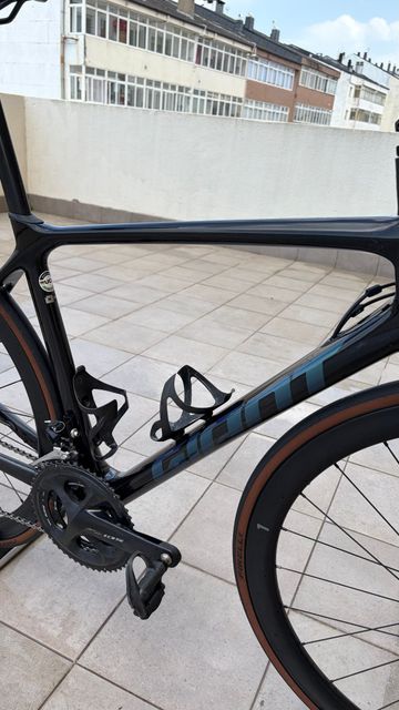 Giant TCR Advanced Pro 2 Disc 2021 2021 Road & Gravel usato, Nero — immagine 6 di 22
