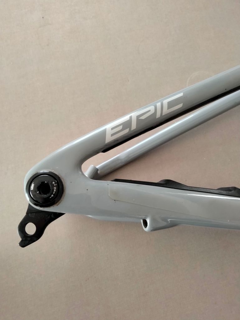Použité Specialized Evo Frameset 2021 Mountainbike — obrázek 12 z 16