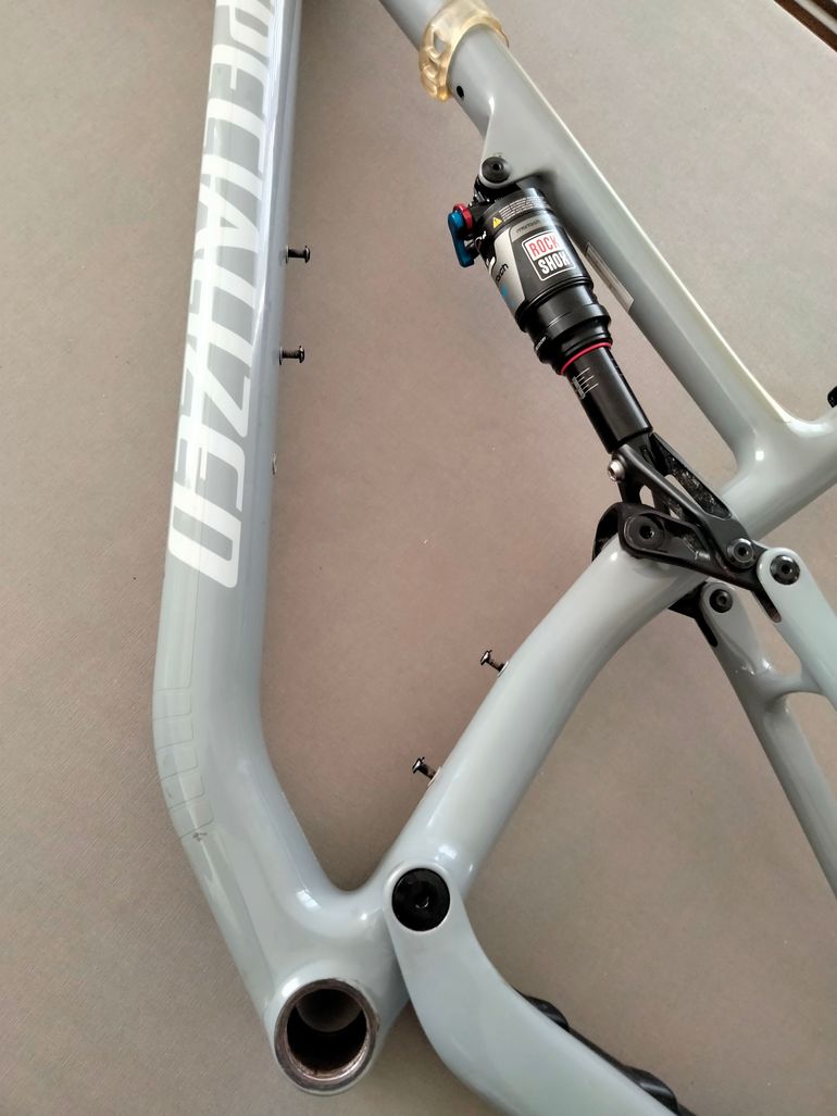 Použité Specialized Evo Frameset 2021 Mountainbike — obrázek 6 z 16