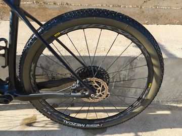 Używany Orbea ALMA M25 2019 2019 Mountainbike — zdjęcie 2 z 13